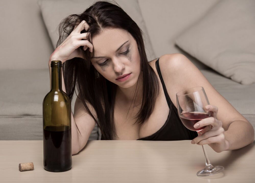 kadın alkolizmi içkiyi bırakmaya nasıl yardımcı olabilirim